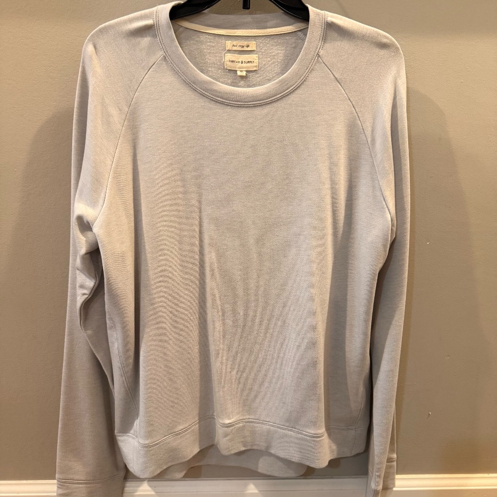 Thread & Supply That Cozy Life Pullover (Light Grey, Medium)